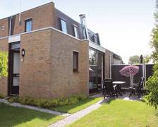 Three-Bedroom Holiday Home in Nieuwvliet-Bad